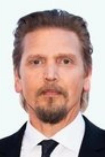 Barry Pepper isDean Stanton