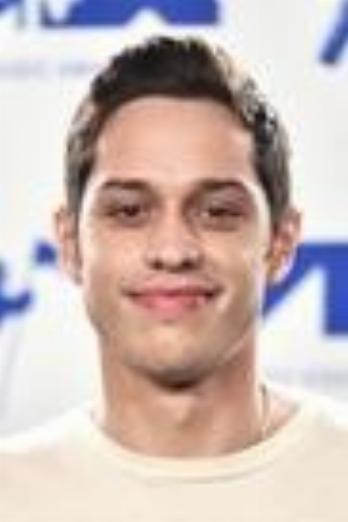 Pete Davidson isPetey the Cat (głos)