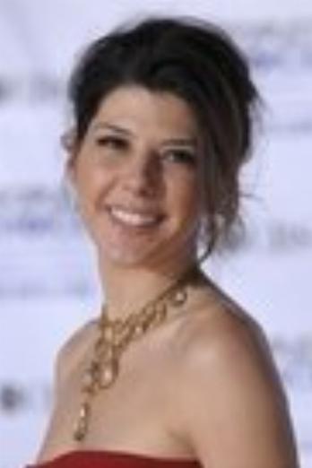 Marisa Tomei isMay Parker