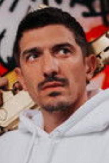 Andrew Schulz isRonnie