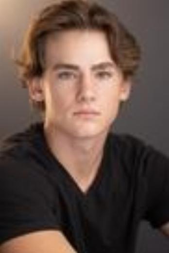 Brady Hepner isTeddy Kountze