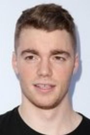 Gabriel Basso isJames Michael Sythe