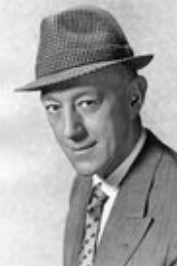 Alec Guinness isObi-Wan