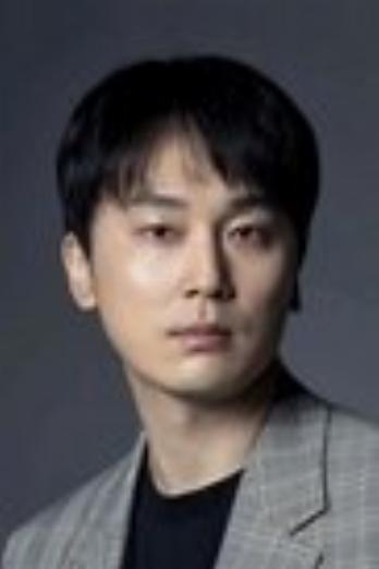 서현우 isSection Chief Cheon