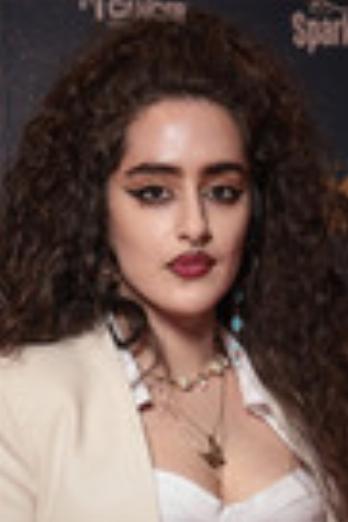 Juliette Motamed isHannah