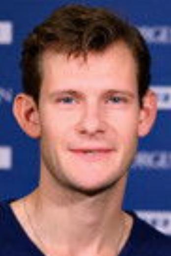 Simon Bennebjerg isFrederik de Schinkel