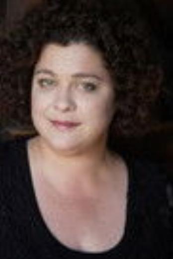 Zele Avradopoulos isMila