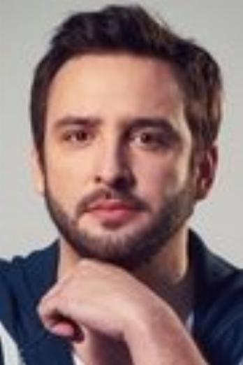 Julien Pestel isFrançois Martin