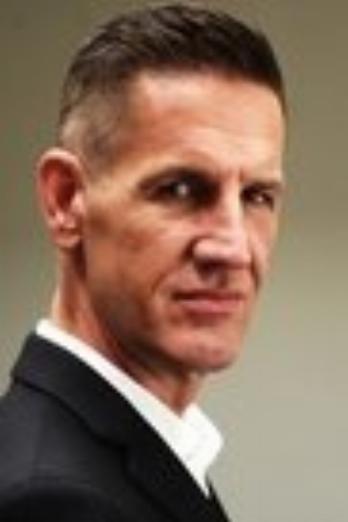 Tim Post isVernon Presley