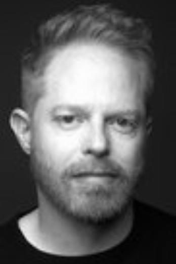 Jesse Tyler Ferguson isPeter