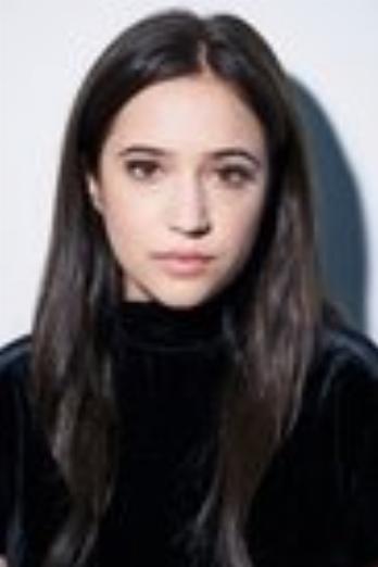 Gideon Adlon isWinnie Black