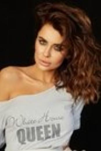 Natalia Siwiec isViola