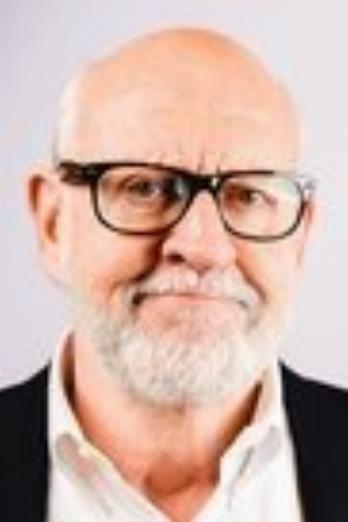 Frank Oz isYoda (głos)