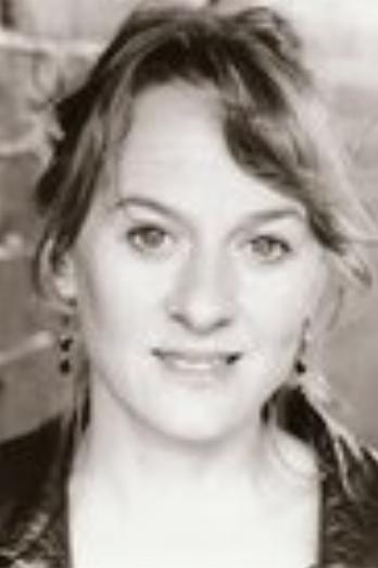 Niamh Cusack isSylvia