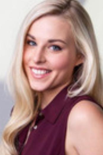 Elyssa Samuel isSuzette