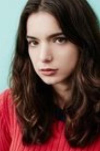 Dylan Gelula isGemma