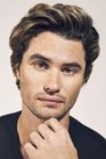 Chase Stokes isRule Archer