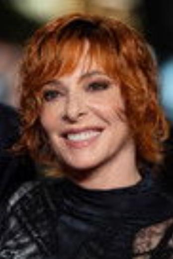 Mylène Farmer isNarrator (głos)