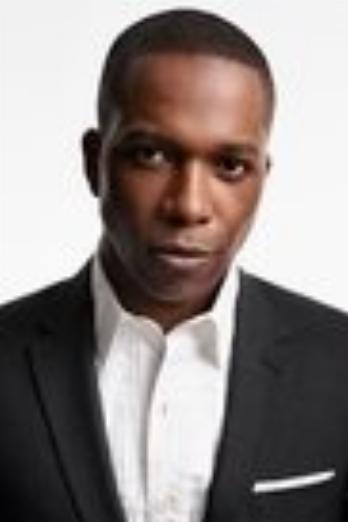 Leslie Odom Jr. isAaron Burr