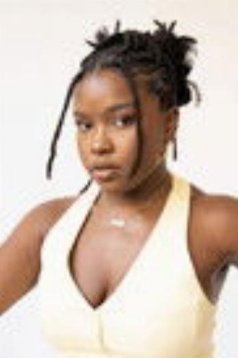 Courtney Taylor isDr. Katherine Ray