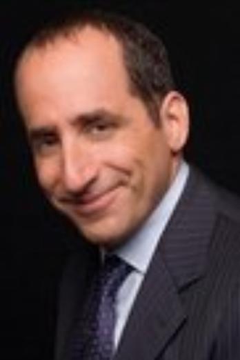 Peter Jacobson isMorris