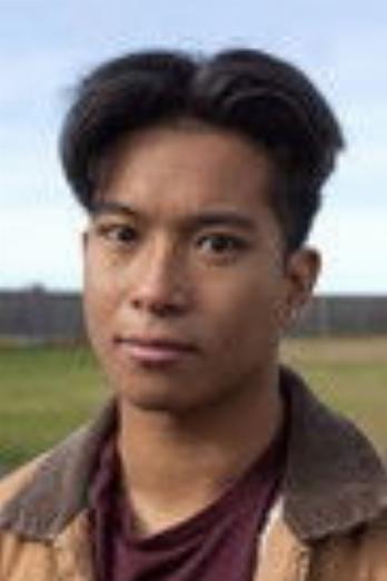 Alec Carlos isKris Russo