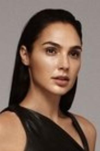 Gal Gadot isEvil Queen