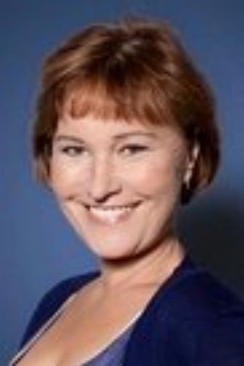 Céline Monsarrat isBatricia