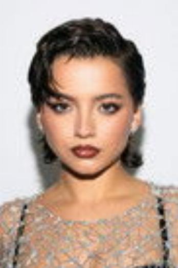 Isabela Merced isKim (głos)