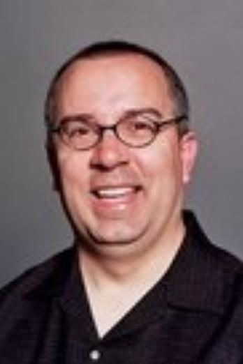 Jeff Pidgeon isAliens (głos)