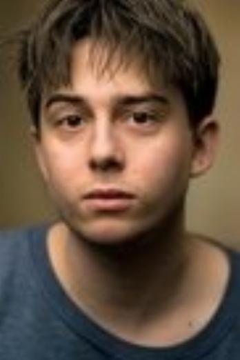 Gabriel Howell isSnoutlout