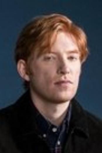 Domhnall Gleeson isGeneral Hux
