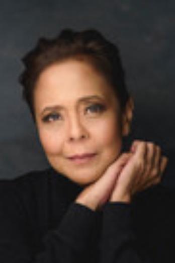 Dolly de Leon isGrandma Tala