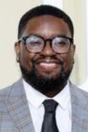 Lil Rel Howery isSam Stinger (głos)