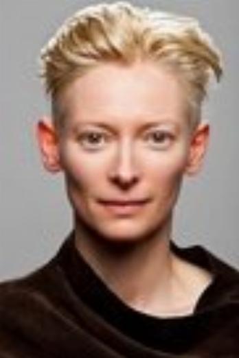 Tilda Swinton isMartha / Michelle