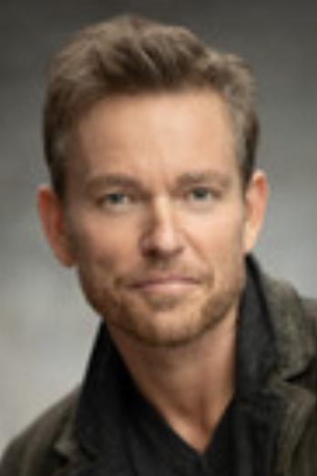 Jonathan Scarfe isResnik