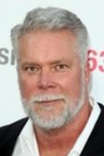 Kevin Nash isTarzan