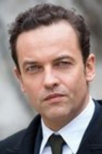 Patrick Mille isDanglars