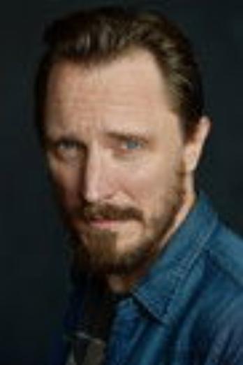 John Hoogenakker isDetective Rale