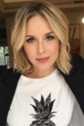 Carla Peterson isMatilde - Mama de Alfonso (głos)