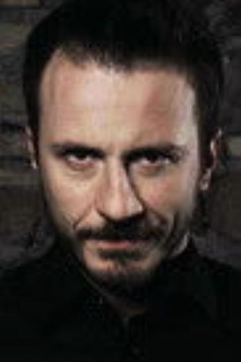 Giorgio Montanini isEnnio