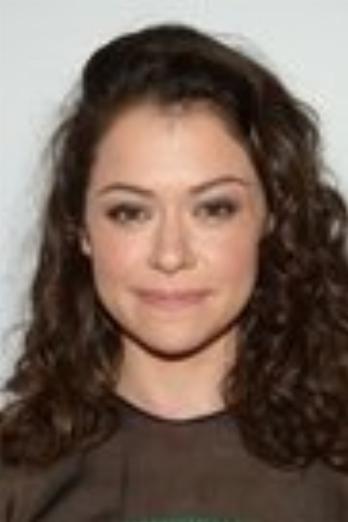 Tatiana Maslany isLois