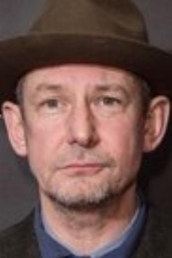 Ian Hart isQuirinus Quirrell