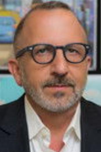 Aron Warner isWolf (głos)