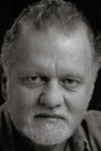 Vincent Gil isNightrider