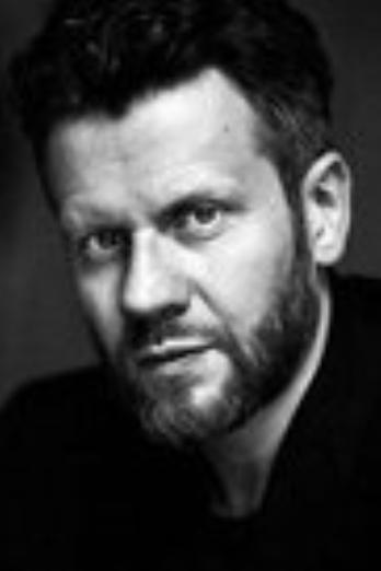 Orlando Cinque isNorman Milligan