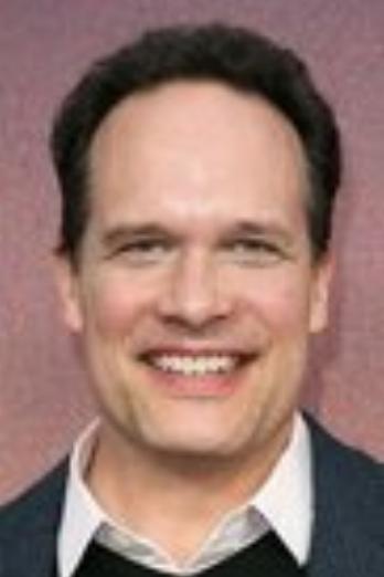 Diedrich Bader isOscar (głos)