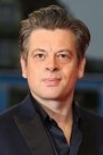 Benjamin Biolay isBarcelin