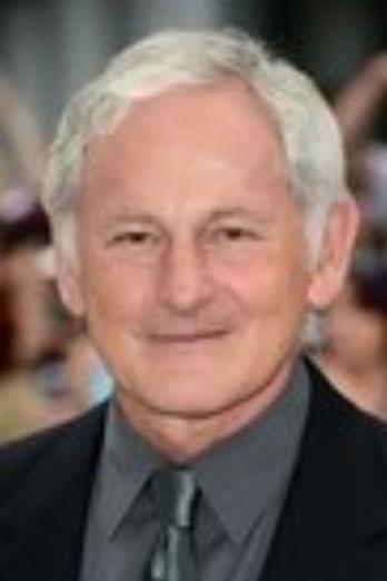 Victor Garber isSabino (głos)