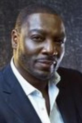 Adewale Akinnuoye-Agbaje isWaylon Jones / Killer Croc